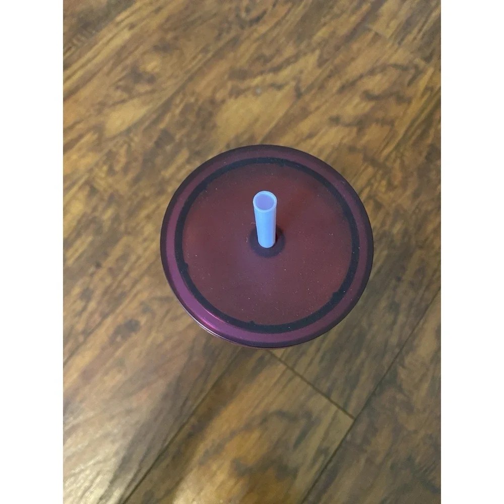 Starbucks smoke pet